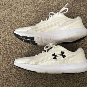 Under Armour men’s sneakers size 11